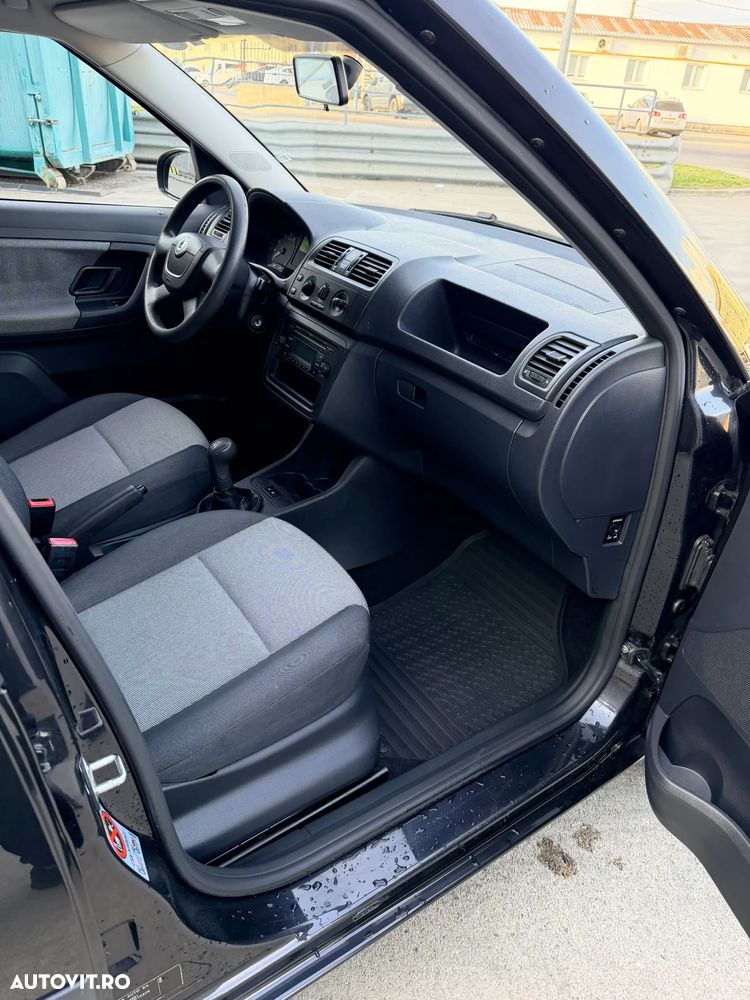 Skoda Roomster 1.2 HTP Ambition - 18