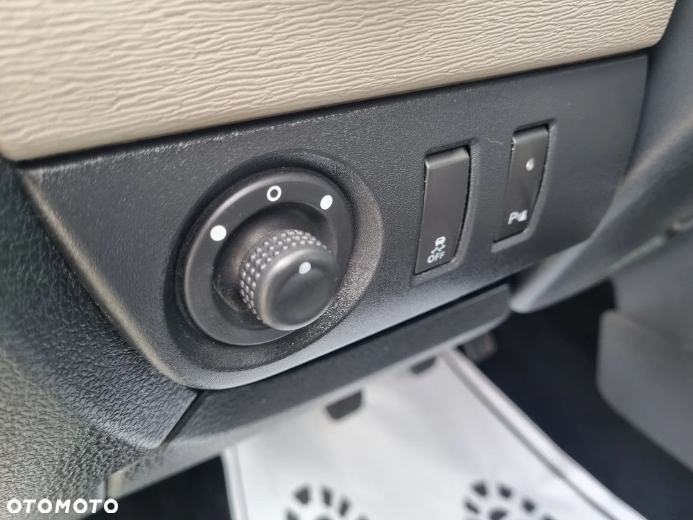 Dacia Lodgy TCe 115 Celebration - 22