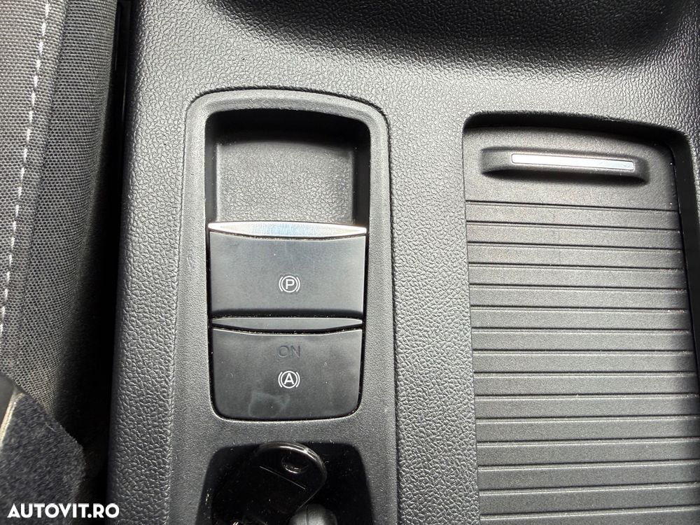 Ford Focus 1.0 EcoBoost Connected - 25