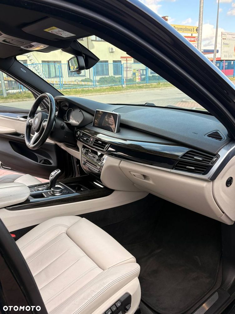 BMW X5 xDrive25d - 8