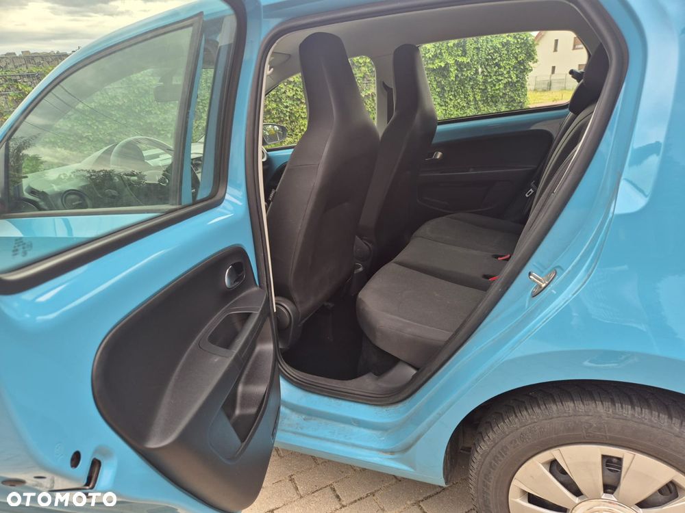 Volkswagen up! 1.0 Beats - 13