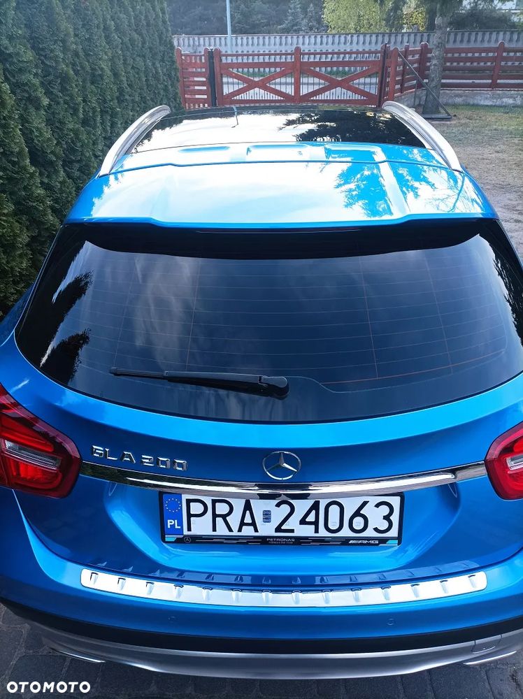 Mercedes-Benz GLA 200 7G-DCT Activity Edition - 12