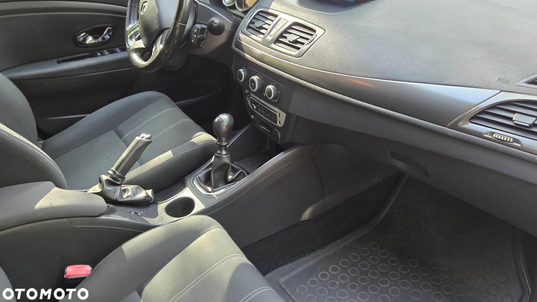 Renault Megane 1.5 dCi Limited - 9
