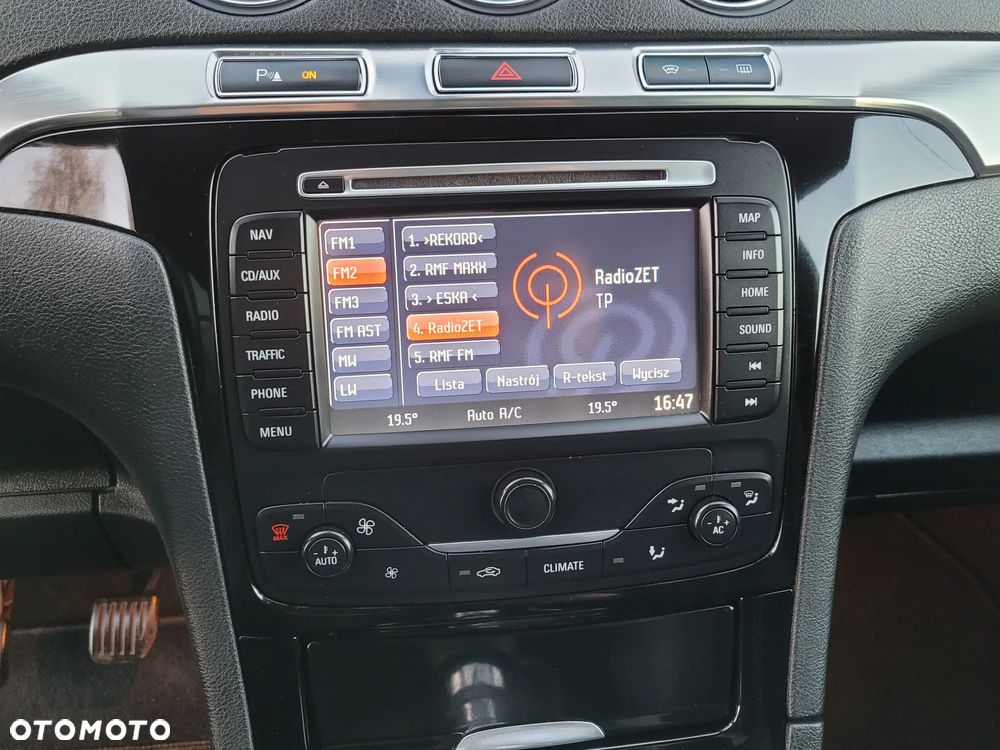 Ford S-Max 2.0 TDCi DPF Titanium - 28