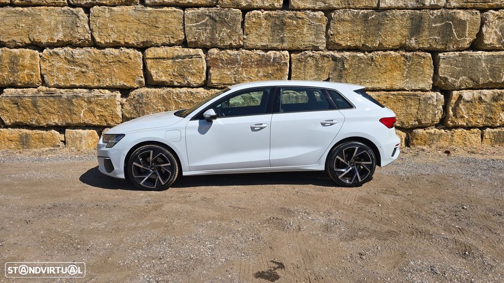 Audi A3 Sportback - 3