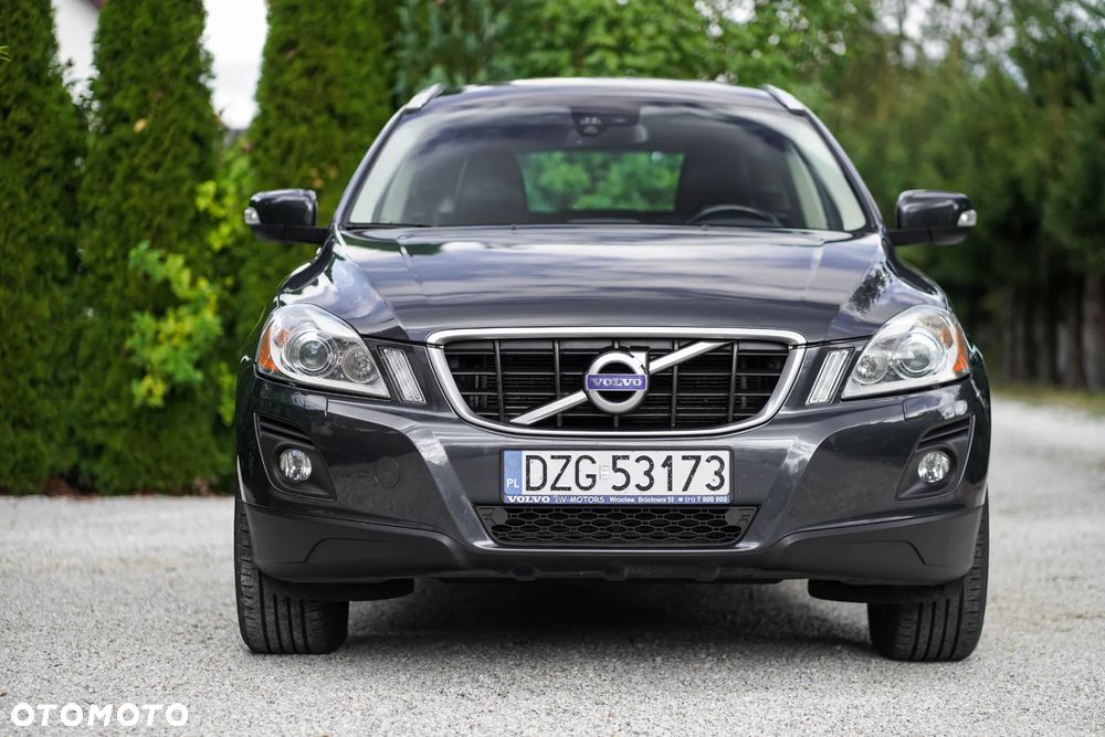 Volvo XC 60 D3 AWD Momentum - 2