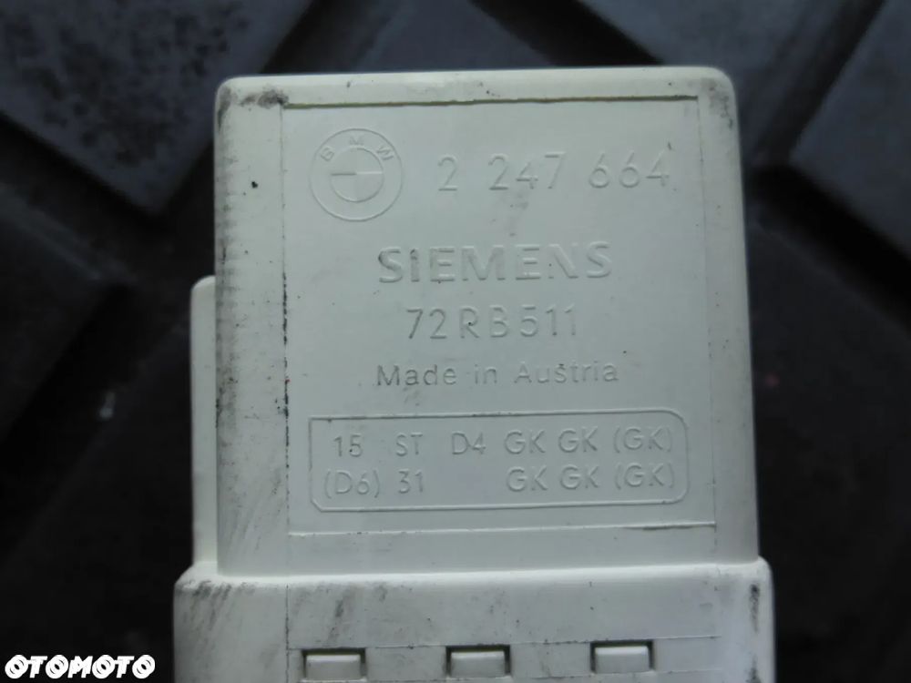 PRZEKAŹNIK ŚWIEC ŻAROWYCH BMW E46 2247664 WTYCZKA INSTALACJA POSIADAM 3 SZT - 5