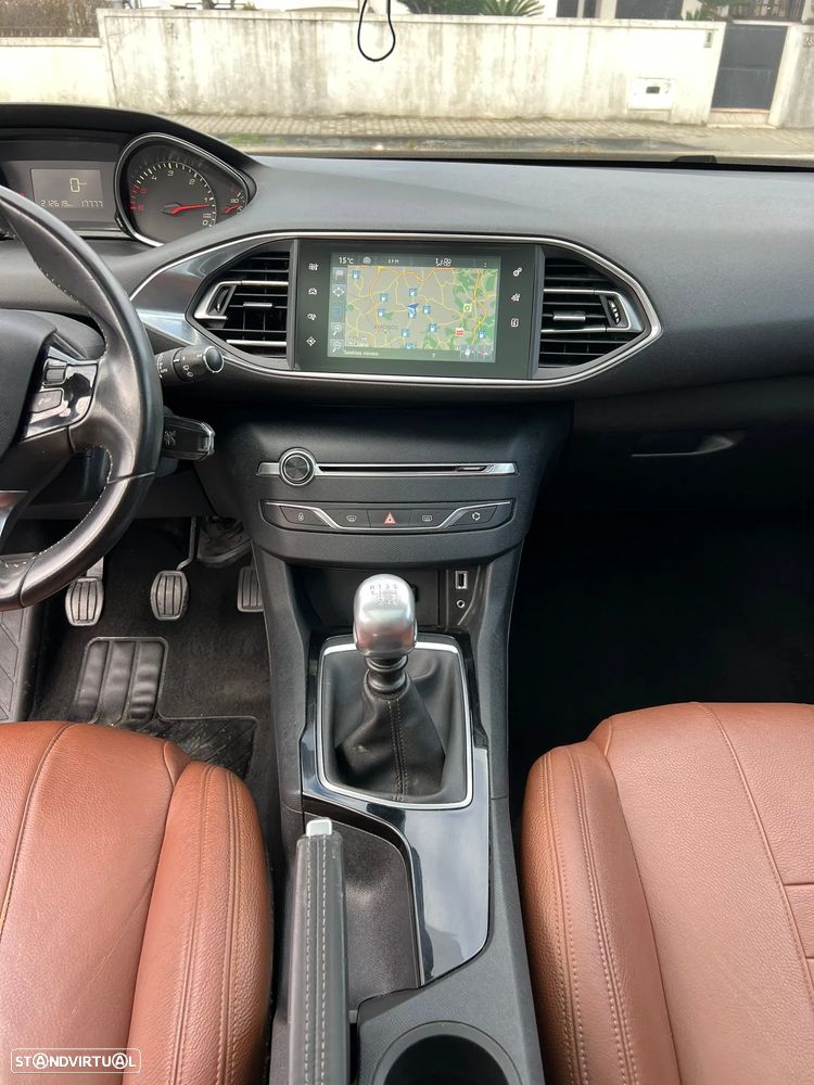 Peugeot 308 SW BlueHDi 120 Stop & Start Allure - 15