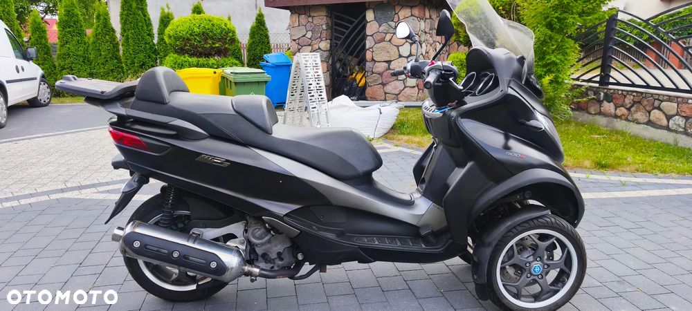 Piaggio MP-3 - 3