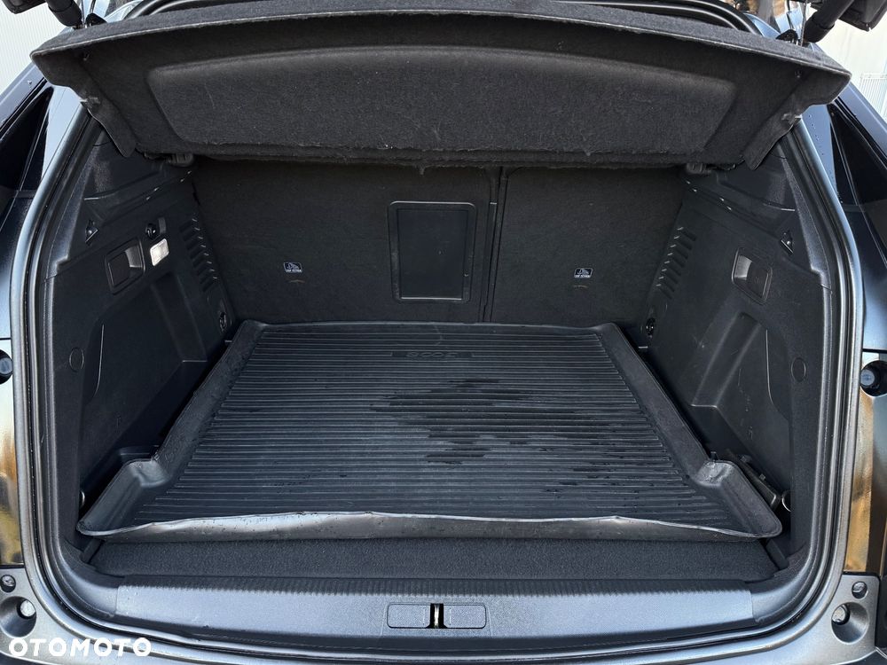 Peugeot 3008 BlueHDi 180 Stop & Start EAT8 GT - 26