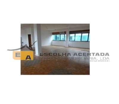 Escritório em centro Empresarial junto ao Aeroporto - Grande imagem: 3/4