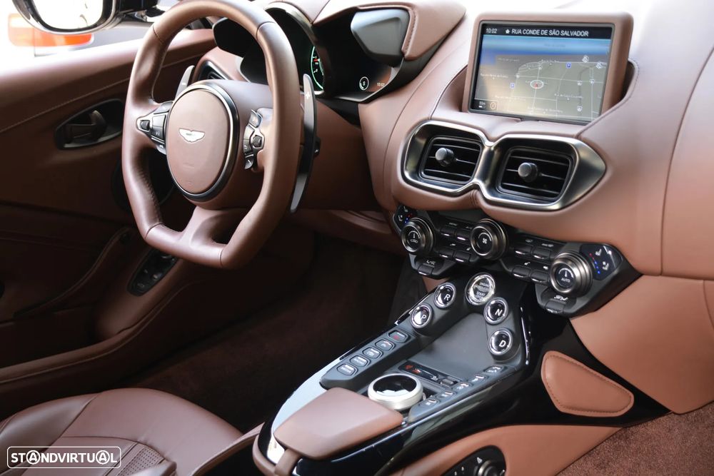 Aston Martin Vantage Coupe V8 - 51