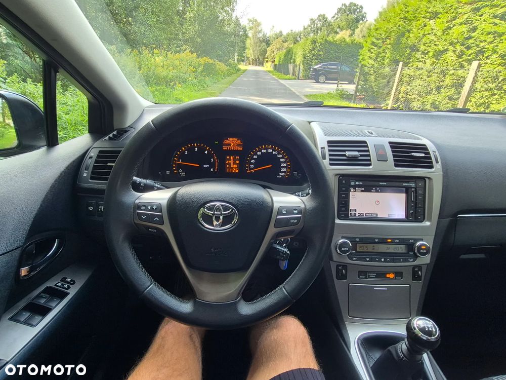 Toyota Avensis 2.0 D-4D Edition - 14