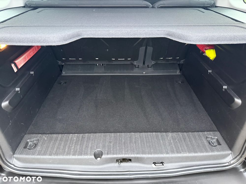 Peugeot Rifter 1.5 BlueHDI Active Pack S&S - 20