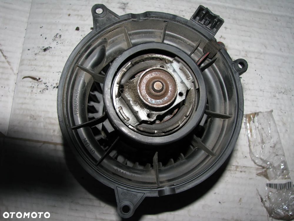 FORD FIESTA MK6 DMUCHAWA POWIETRZA 1736005401 - 1