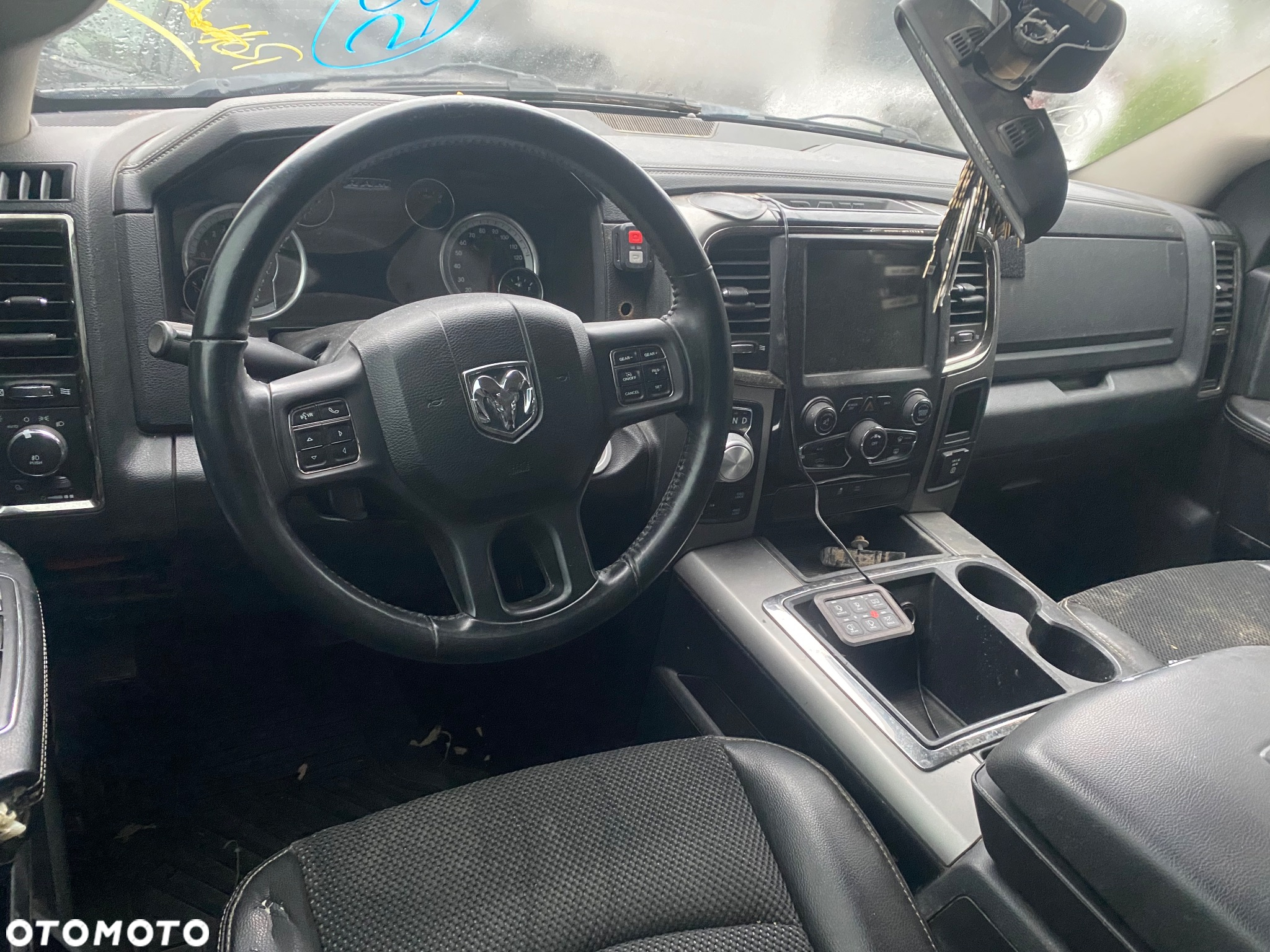 RAM 1500 5.7 Crew Cab Laramie - 11