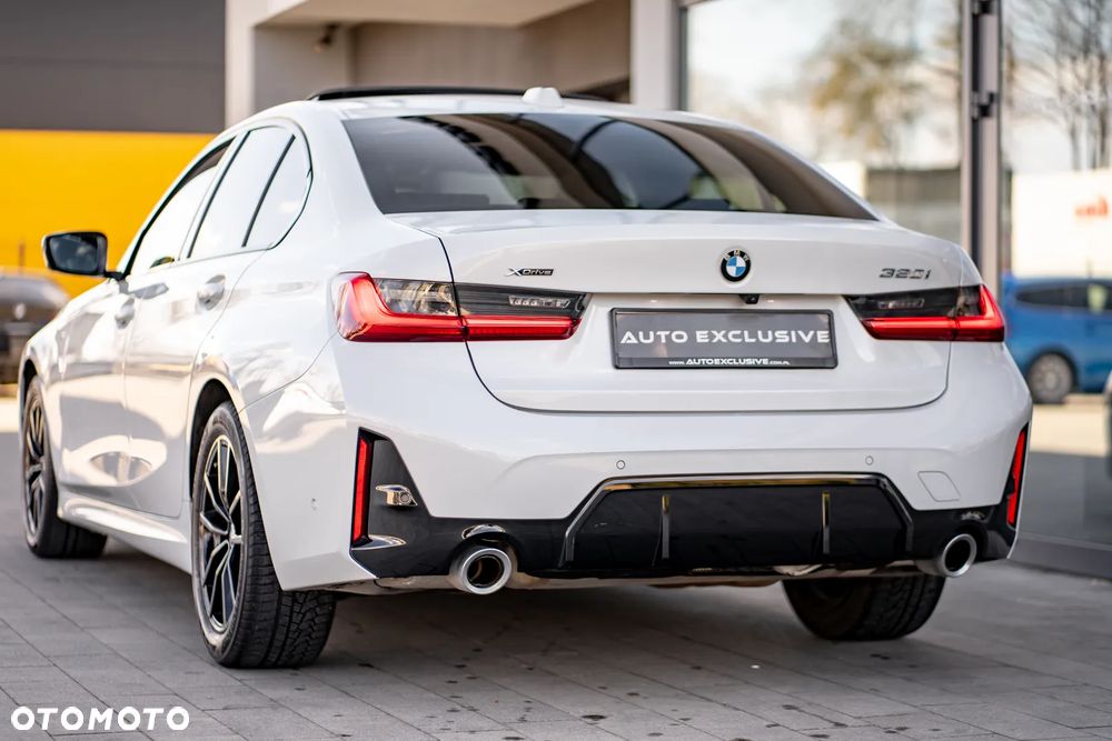 BMW Seria 3 320i xDrive Edition M Sport Shadow - 25
