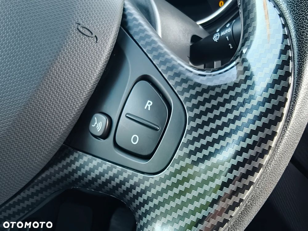 Renault Captur 0.9 Energy TCe Helly Hansen - 30