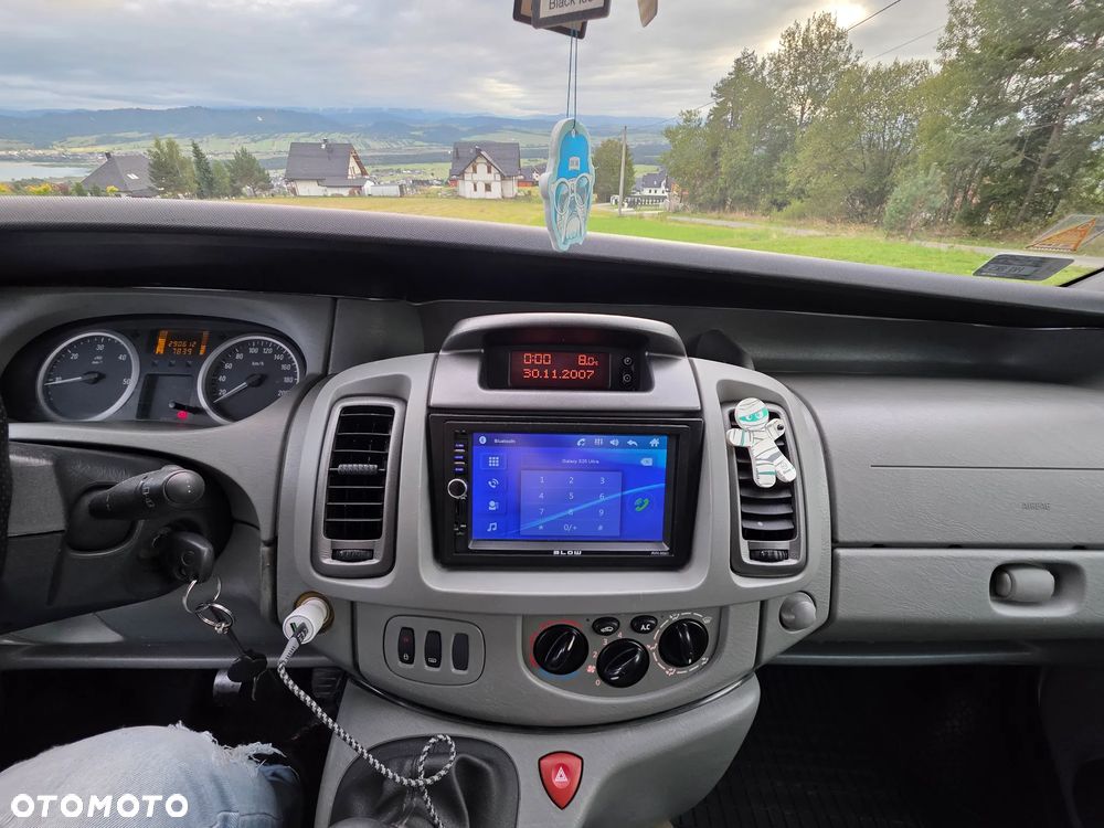 Opel Vivaro - 20
