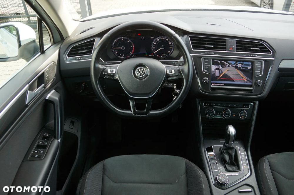 Volkswagen Tiguan 2.0 TDI SCR 4MOTION (BlueMotion Techn.) DSG Highline - 12