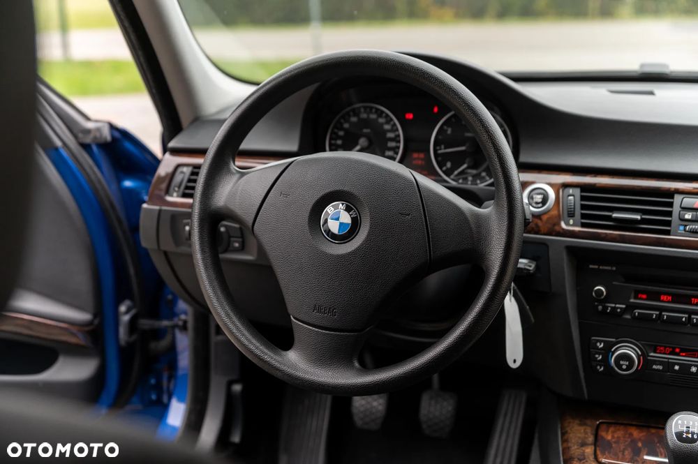 BMW Seria 3 ver-1-5-tsi-opf-fr - 23