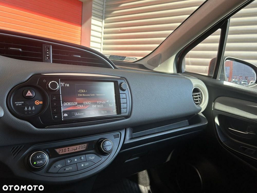 Toyota Yaris 1.33 Premium EU6 - 39