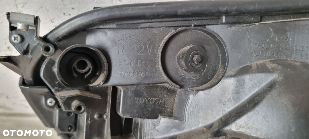 Lampa XENON LED przód prawa TOYOTA RAV4 IV 15-18 - 6