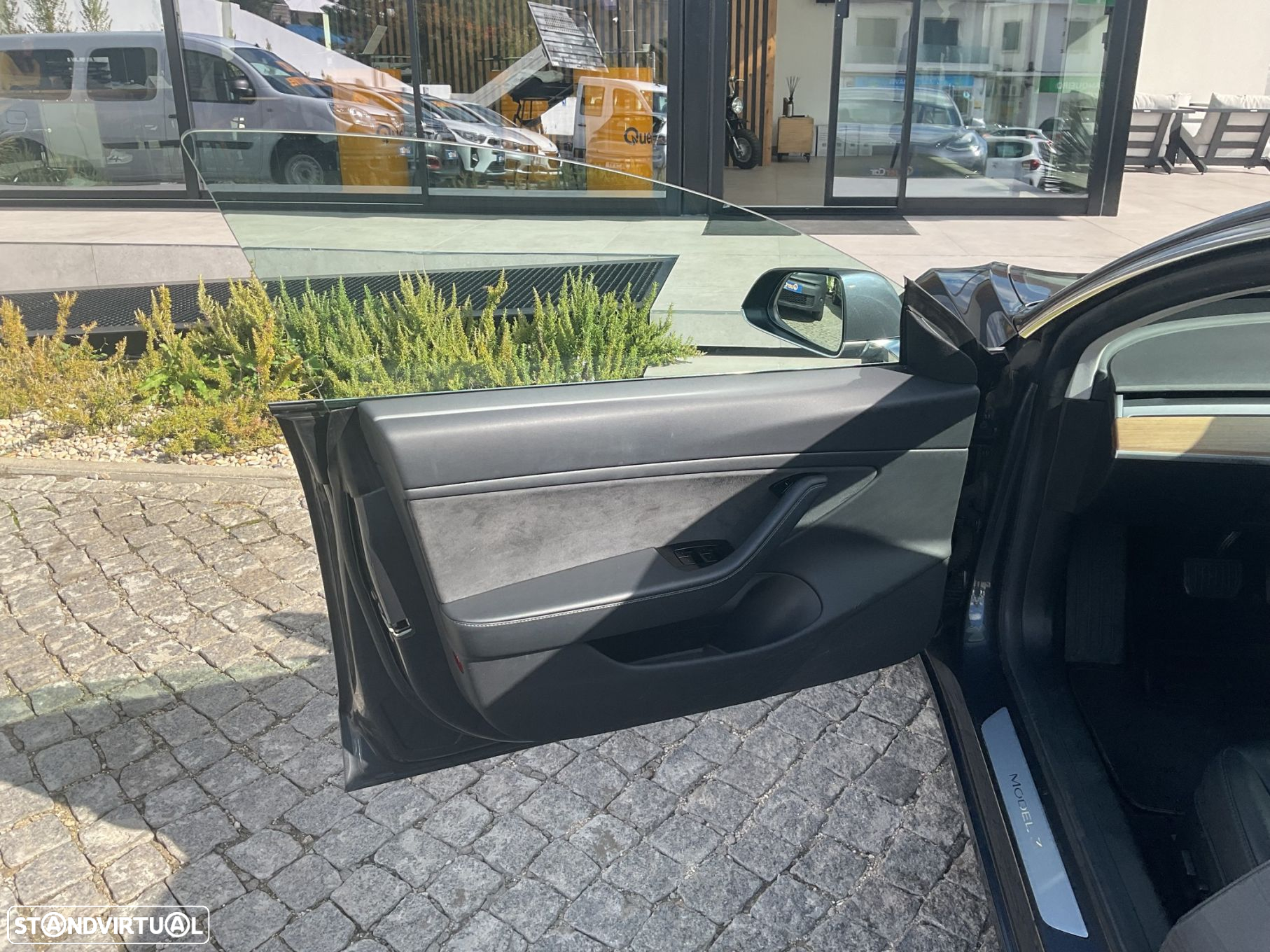 Tesla Model 3 Standard RWD Plus - 22