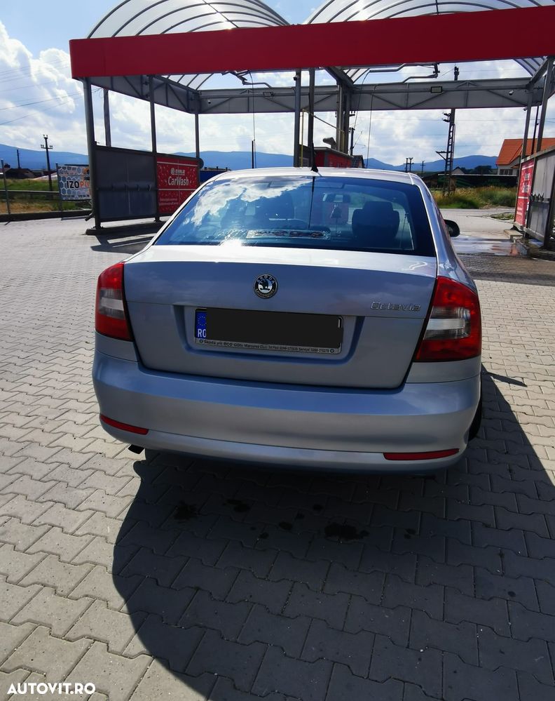 Skoda Octavia 1.2 TSI Ambiente - 2