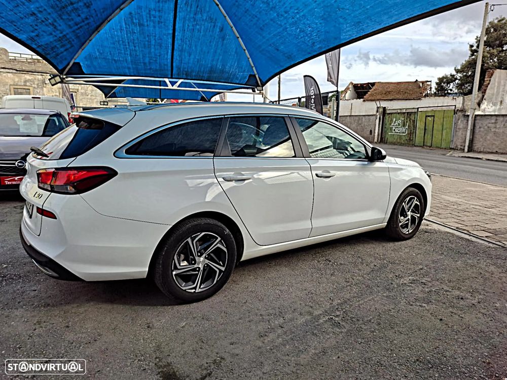 Hyundai i30 SW 1.6 CRDi Style - 16