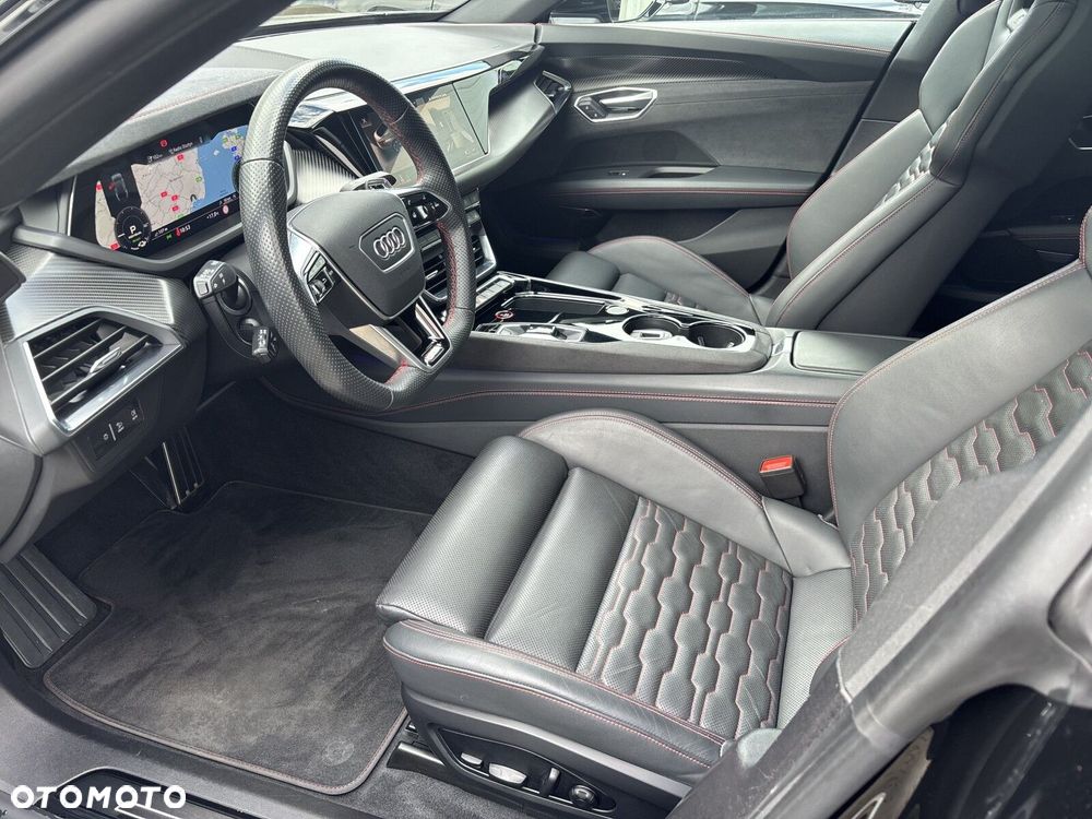 Audi RS e-tron GT - 16