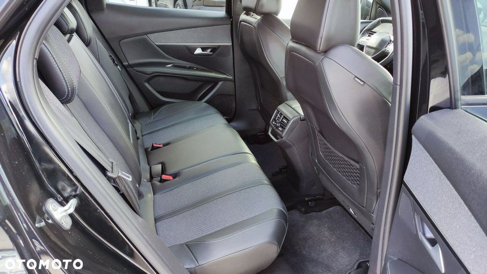 Peugeot 3008 - 25