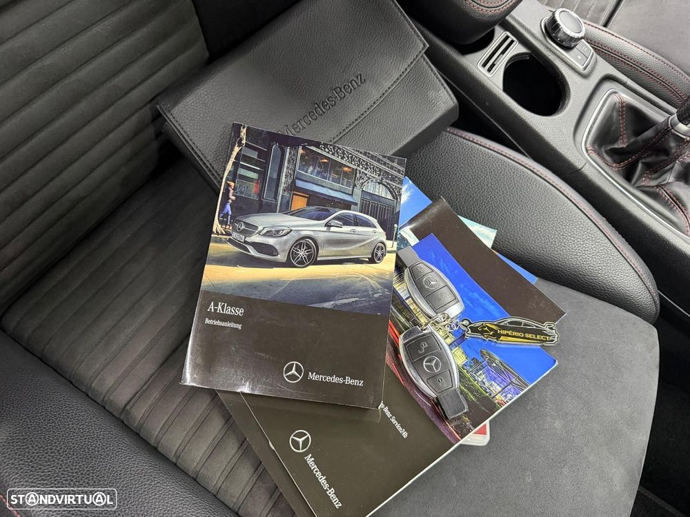 Mercedes-Benz A 180 AMG Line - 32