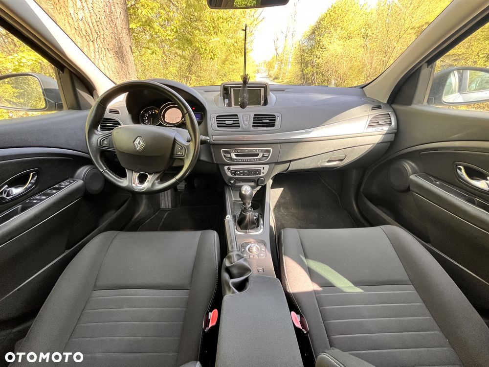 Renault Megane ENERGY TCe 130 LIMITED - 9