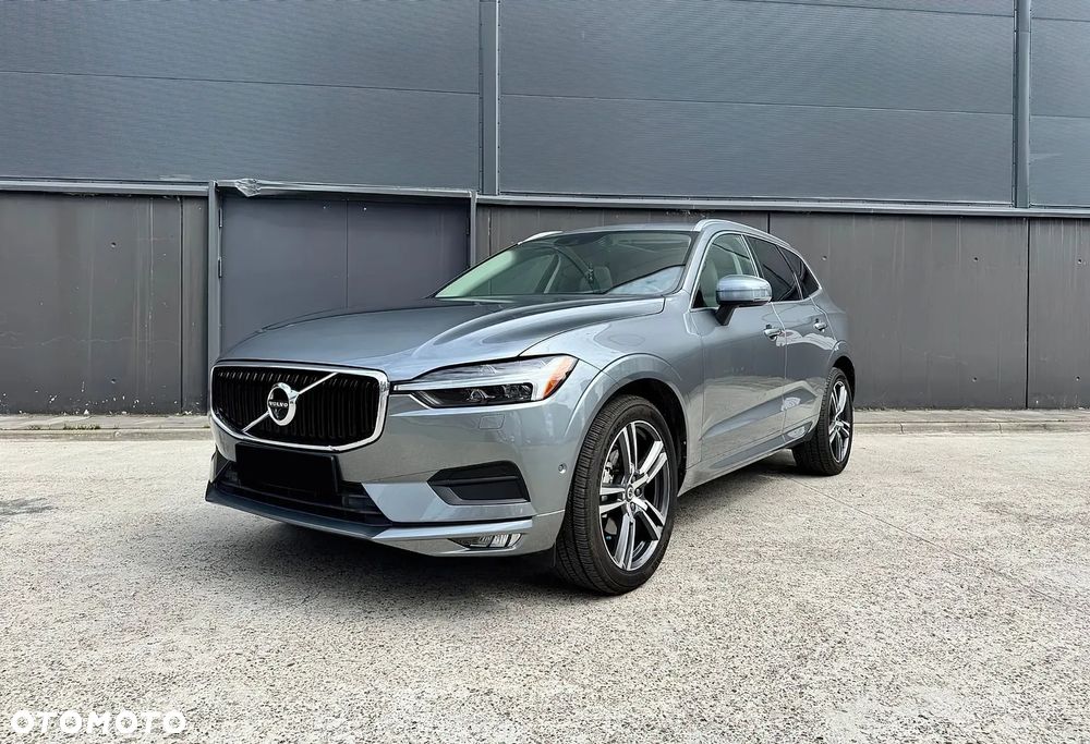 Volvo XC 60 T5 AWD Momentum - 1