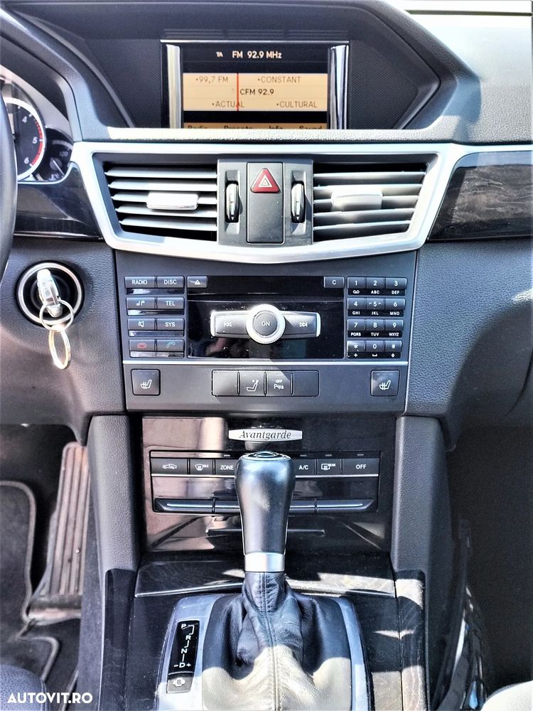 Mercedes-Benz E - 15