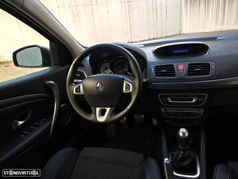 Renault Mégane Sport Tourer 1.5 dCi GT Line CO2 Champion - 36