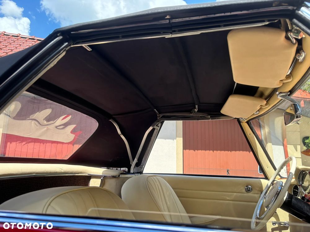 Mercedes-Benz SL - 40