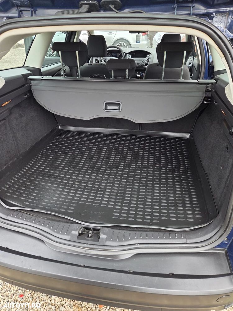 Ford Focus 1.5 TDCi Trend - 8