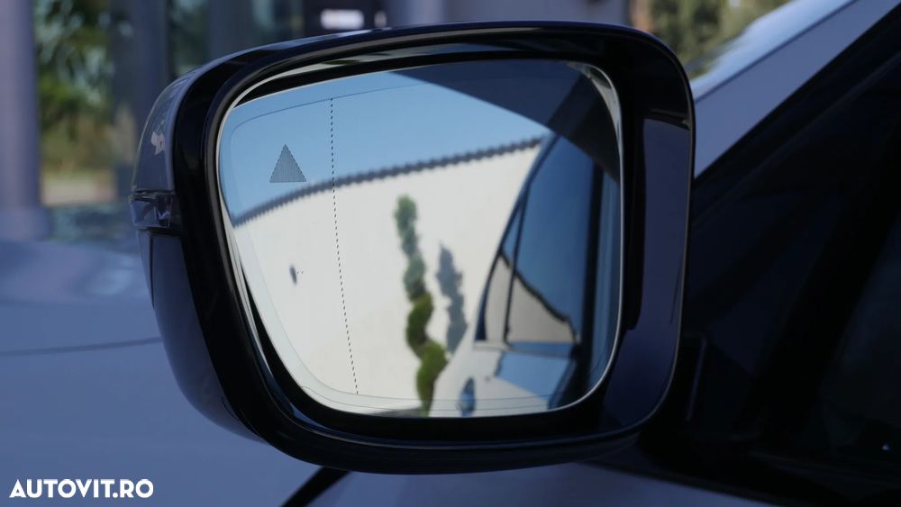 BMW Seria 3 330e Aut. Sport Line - 40