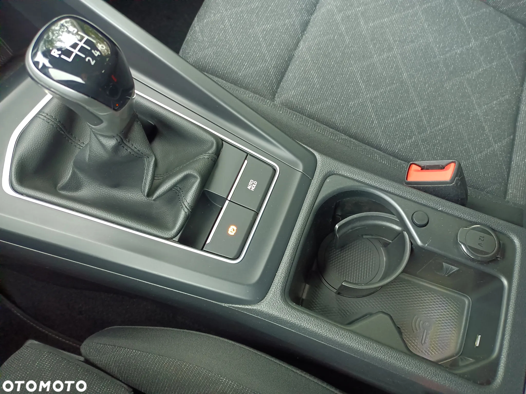Volkswagen Golf VIII 2.0 TDI Life - 31