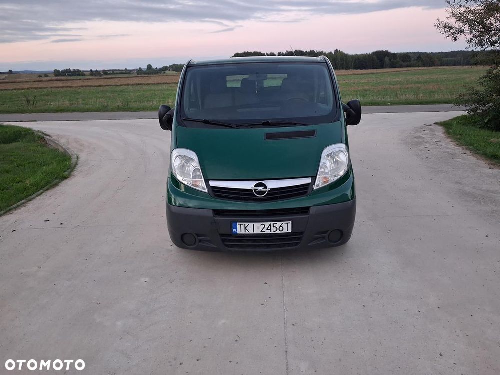 Opel Vivaro - 2