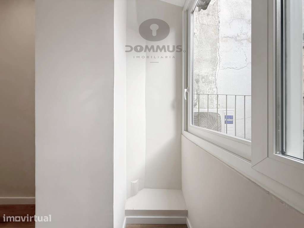 Apartamento T3 Totalmente Remodelado em Arroios / Praça do Chile - Grande imagem: 4/38