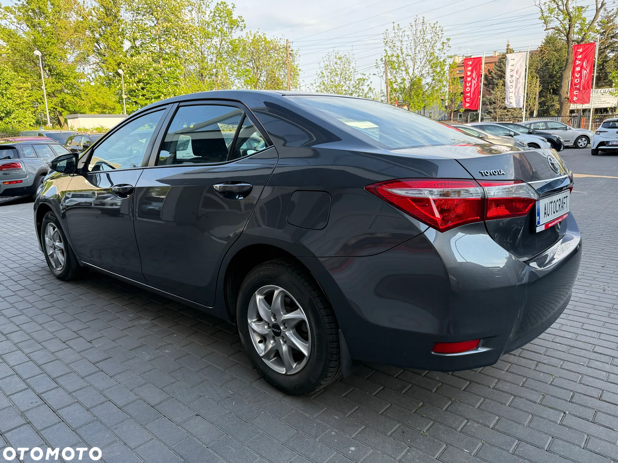 Toyota Corolla 1.33 Active - 17