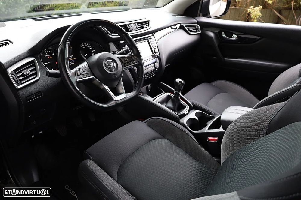 Nissan Qashqai 1.5 dCi N-Connecta J18 - 48