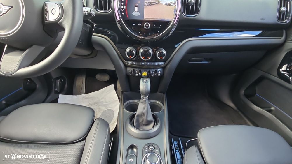 MINI Countryman Cooper SE Premium Classic Auto - 10