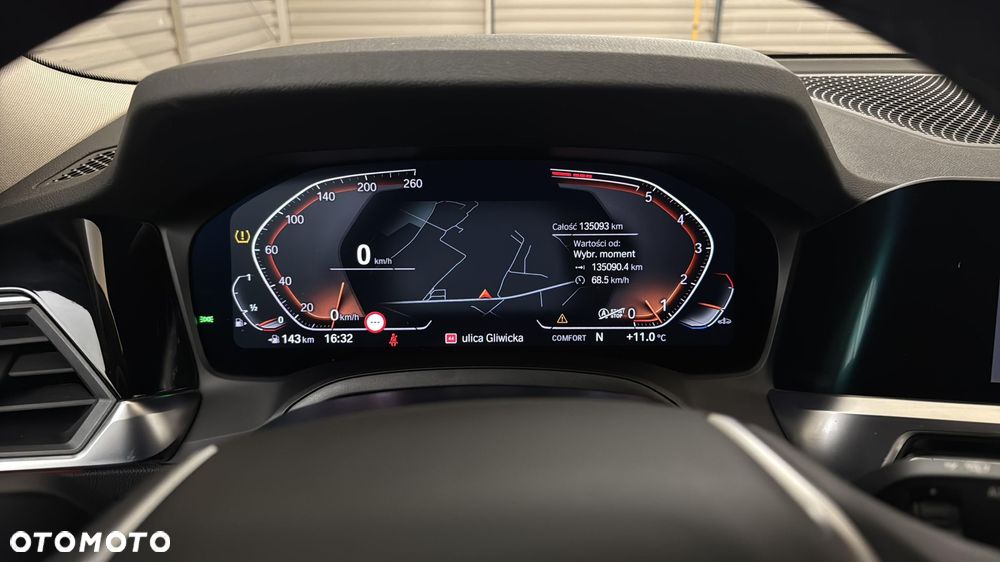 BMW Seria 3 318i - 17