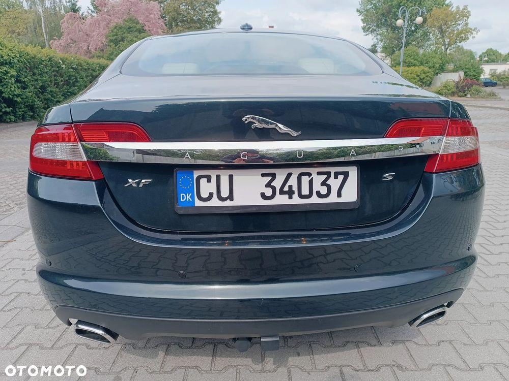 Jaguar XF 3.0 V6 S Premium Luxury - 4