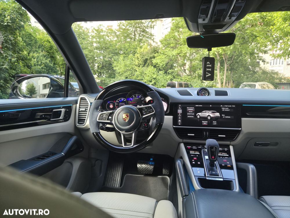 Porsche Cayenne Coupe Standard - 5