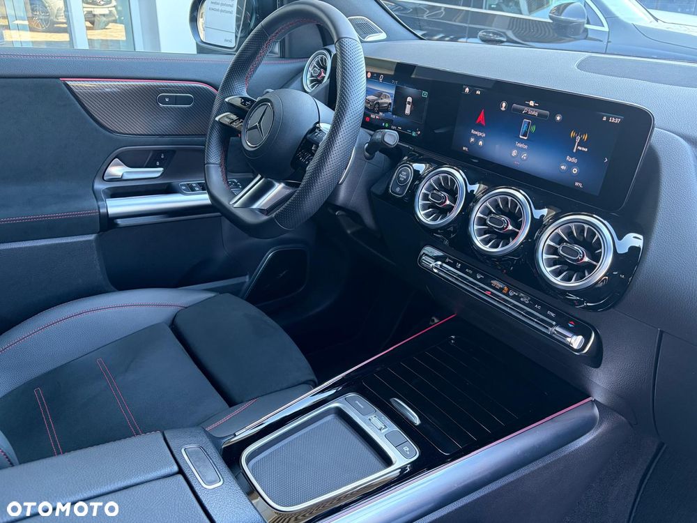 Mercedes-Benz GLA 200 mHEV AMG Line 7G-DCT - 22